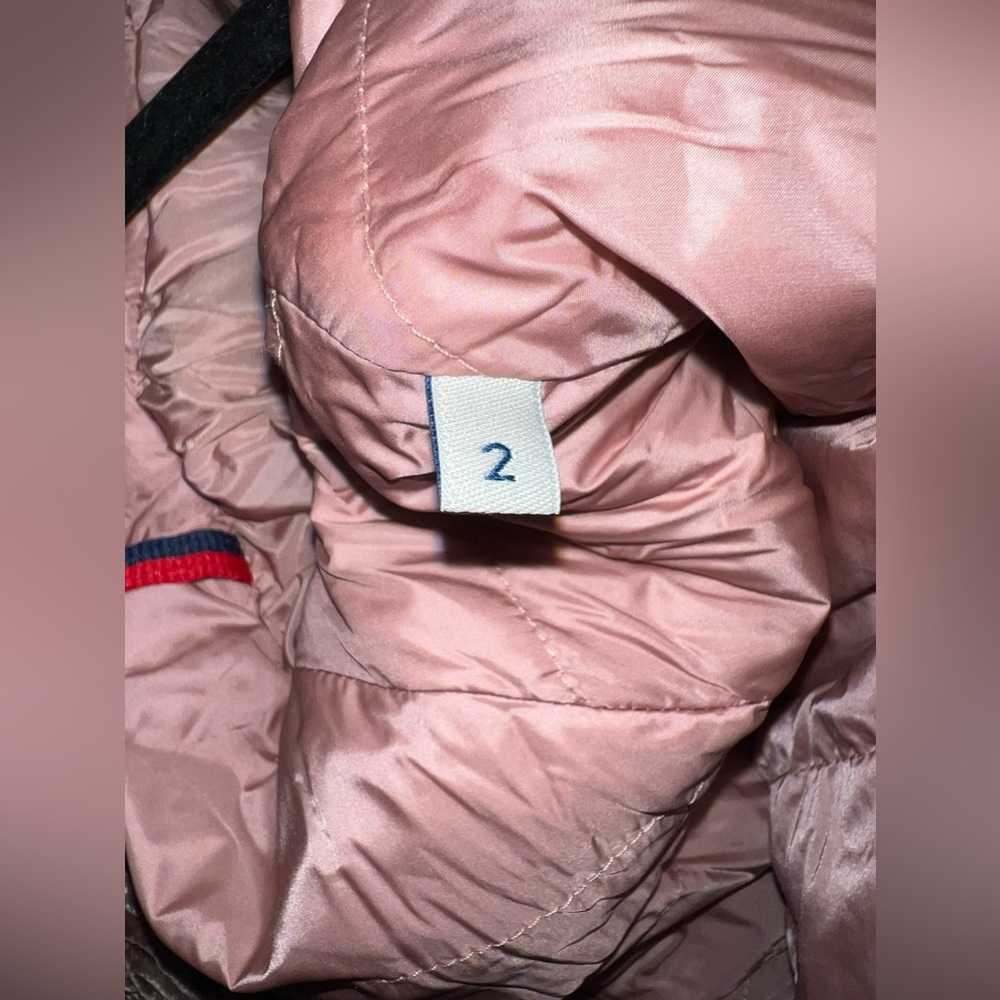 Moncler Cormoran Down Pink and Gold Women’s Jacket - Picture 12 of 16